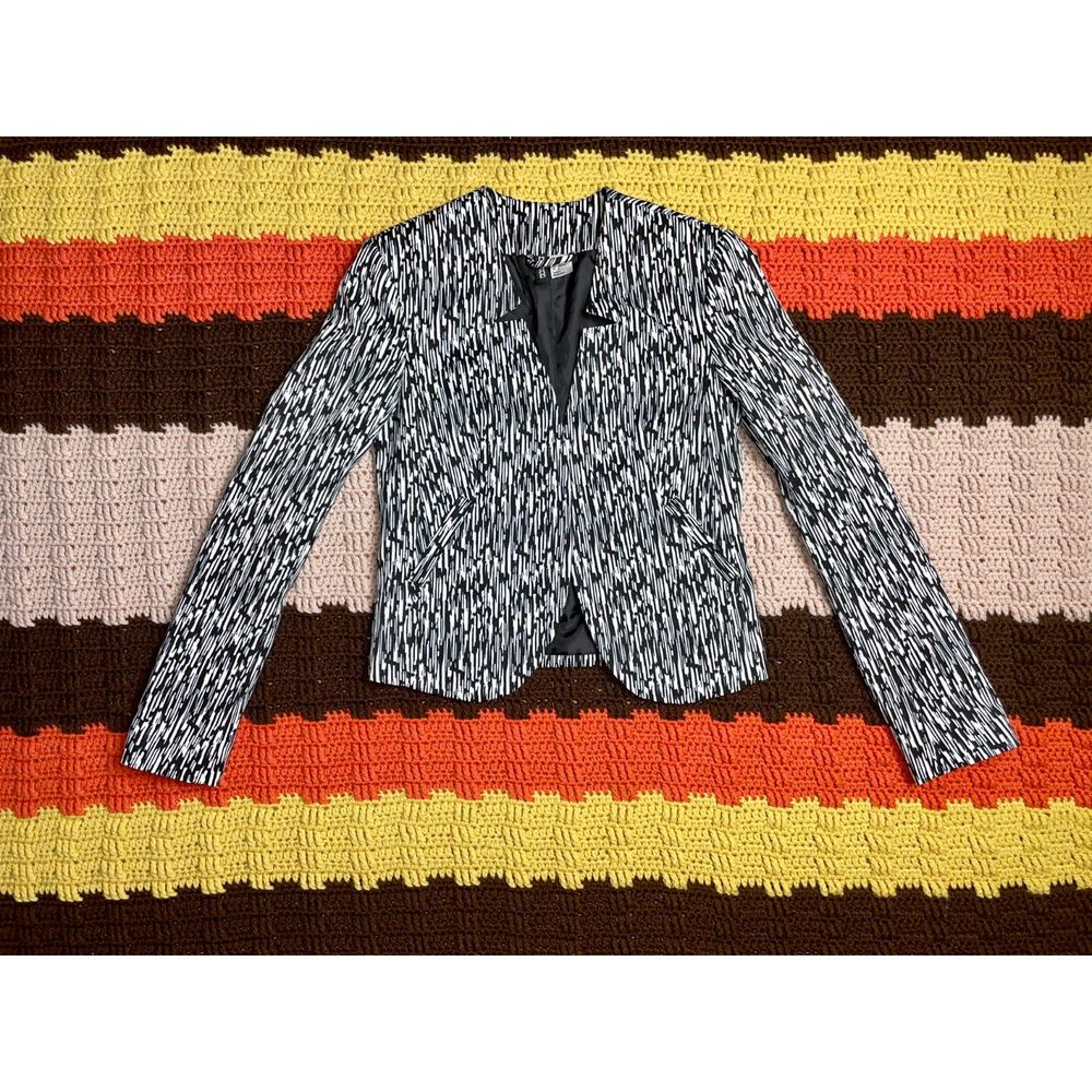 Collarless Blazer in Abstract Black and White Print by Divided (H&M)